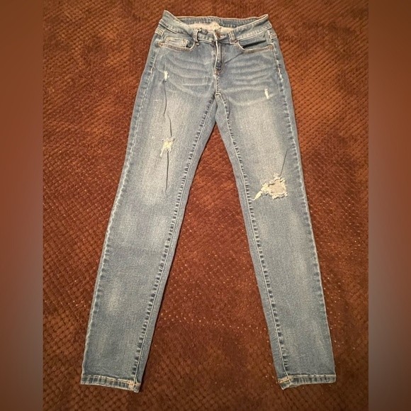 R1893 Distressed and ripped Jeans - Picture 3 of 7